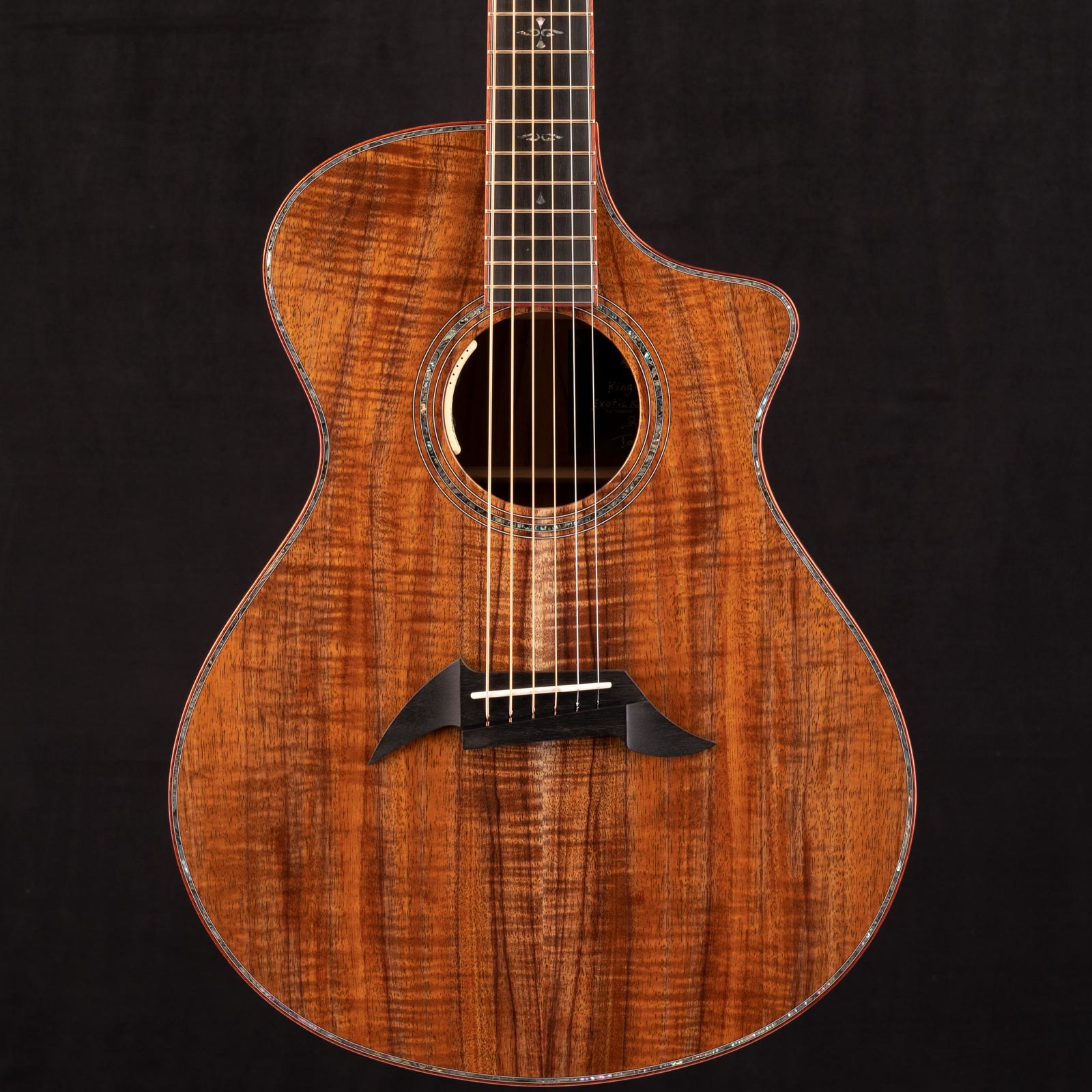 BREEDLOVE-KING-KOA-30TH-ANNV-CONCERT-CE-KOA-KOA-LIMITED-EDITION-27154-fornt-body__02213