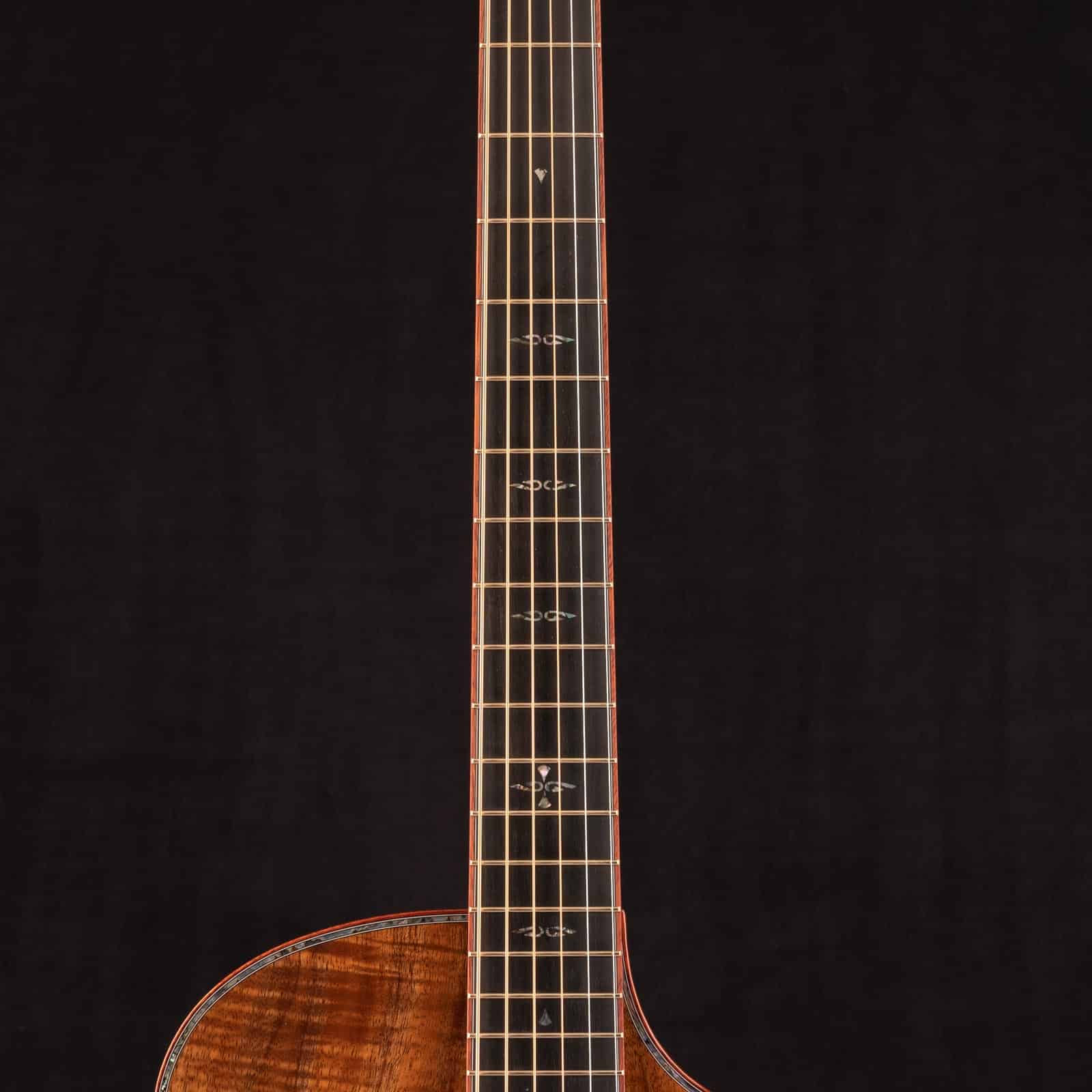 BREEDLOVE-KING-KOA-30TH-ANNV-CONCERT-CE-KOA-KOA-LIMITED-EDITION-27154-neck__16017