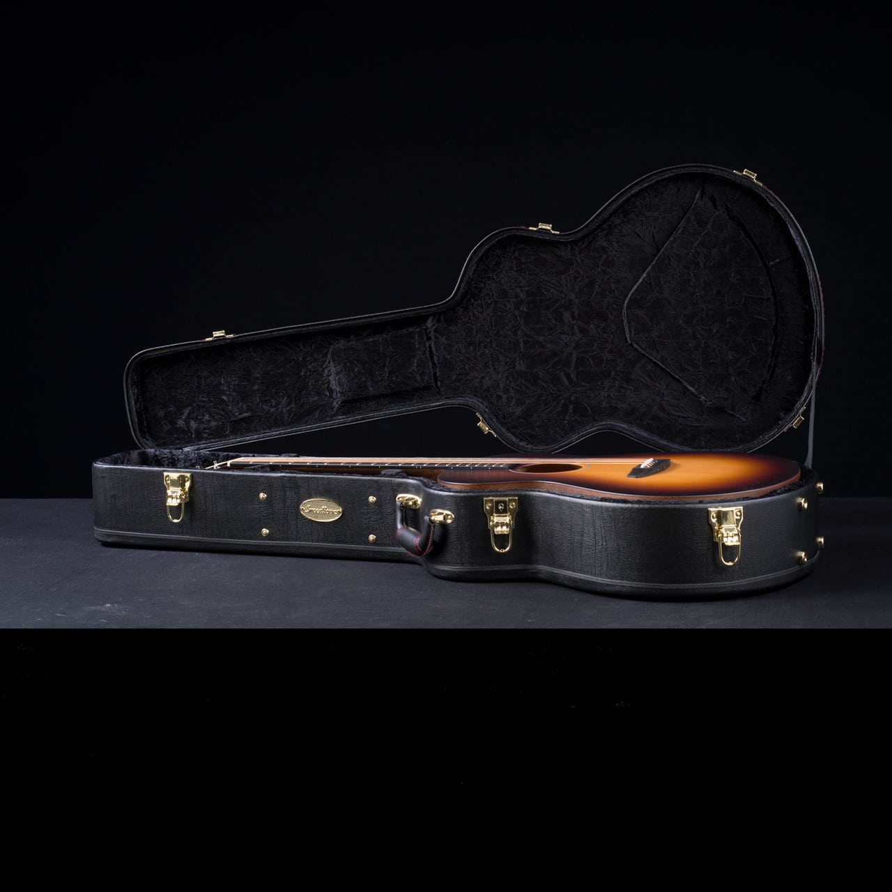 Breedlove-USA-Concert-Moonlight-E_21893_Case__50924