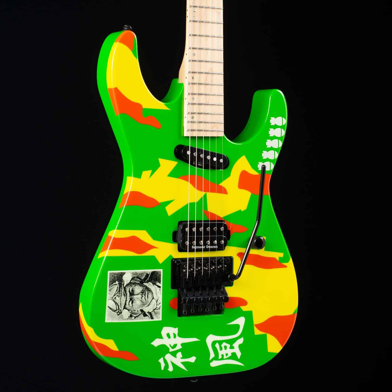 ESP-LTD-GL-KAMI4-GEORGE-LYNCH-KAMIKAZE-4-GRAPHIC-WHC-W18090404-angle-left__03358