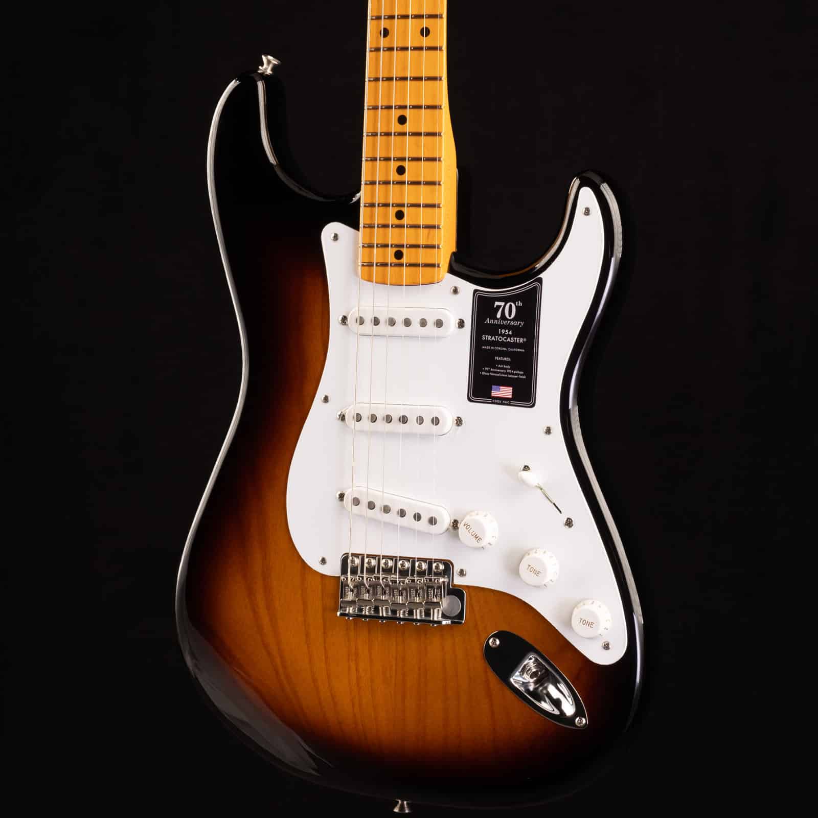 FEN-70TH-ANV-AVII-54-STRAT-MN-2TS-V702352-angel-right__97993