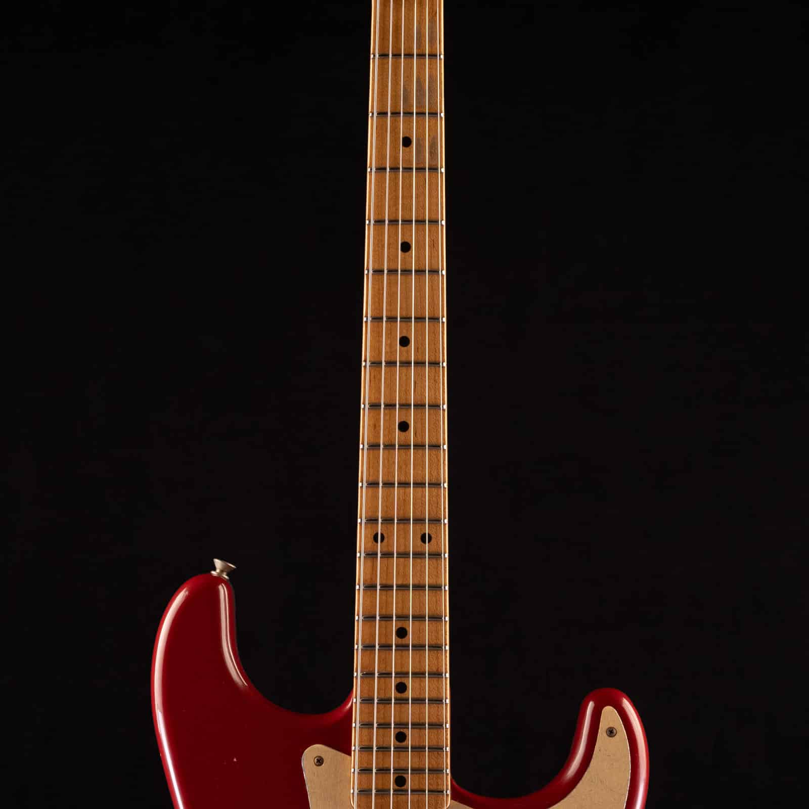 FEN-B4-LTD-54-RSTD-STRAT-JRN-CMR-LXX0664-neck__04554