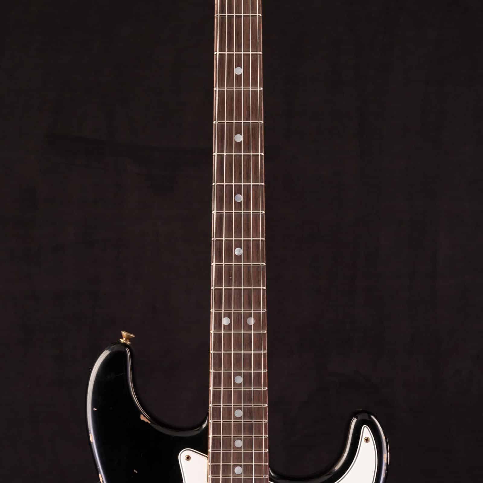 FEN-CUSTOM-SHOP-1967-STRAT-MAPLE-RW-HEAVY-RELIC-AGED-BLACK-CZ563091-neck__52054