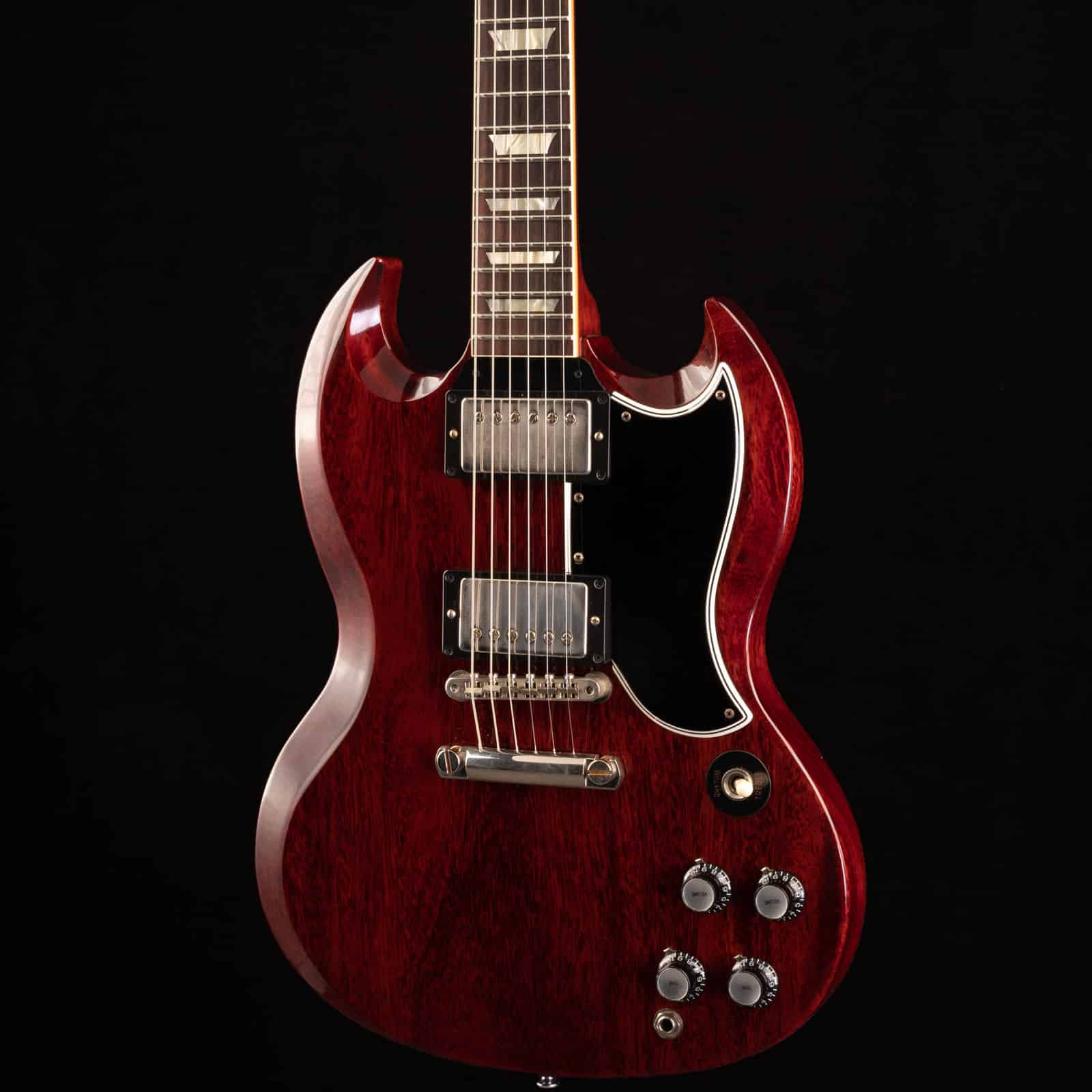 GIBSON-CS-1961-SG-STANDARD-CHERRY-WOHSC-201621-U-angle-irhgt__04034