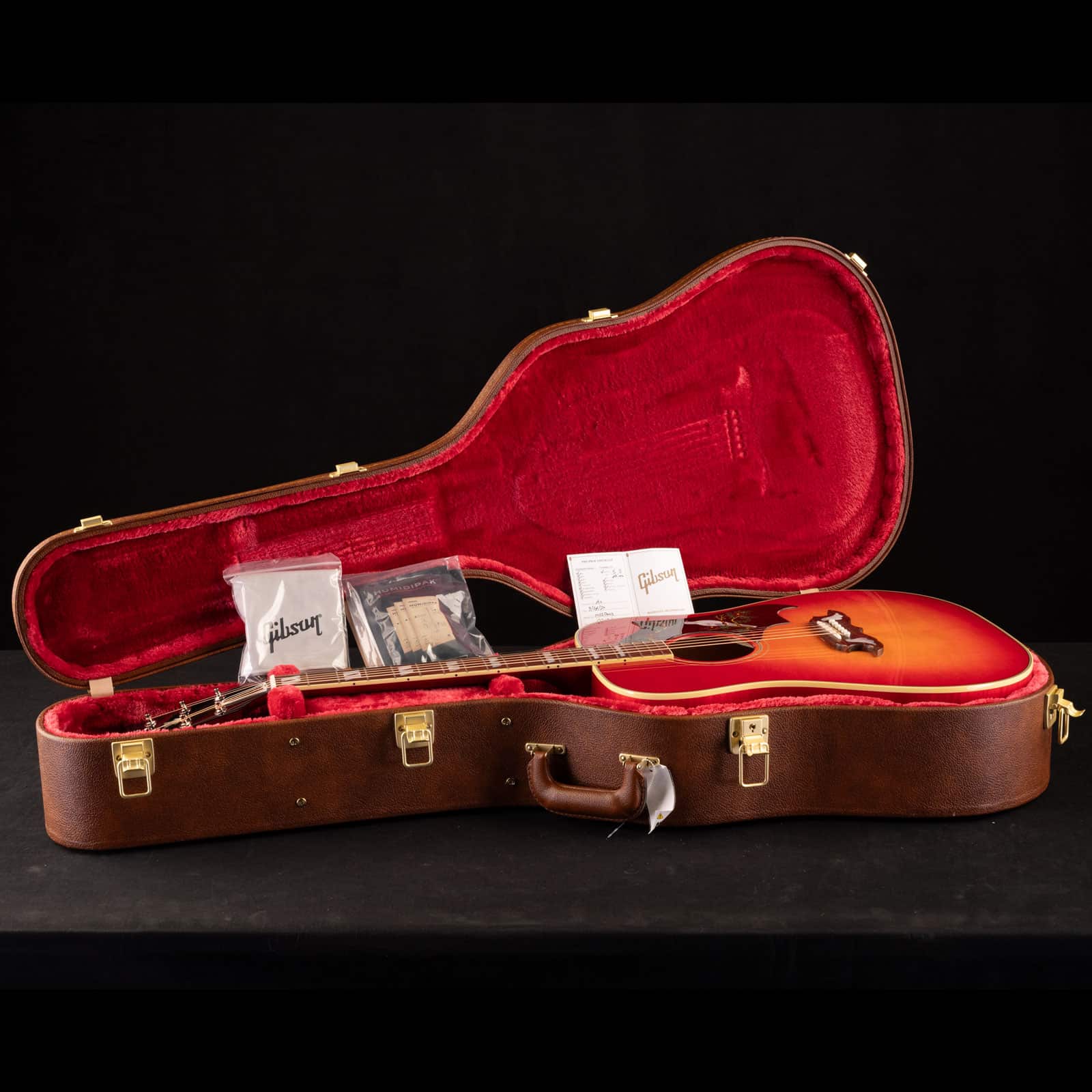 GIBSON-DOVE-ORIGINAL-VINT-CHERRY-SB-22424056-case__01049