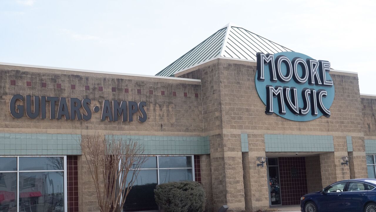 Moore_Exterior__92471