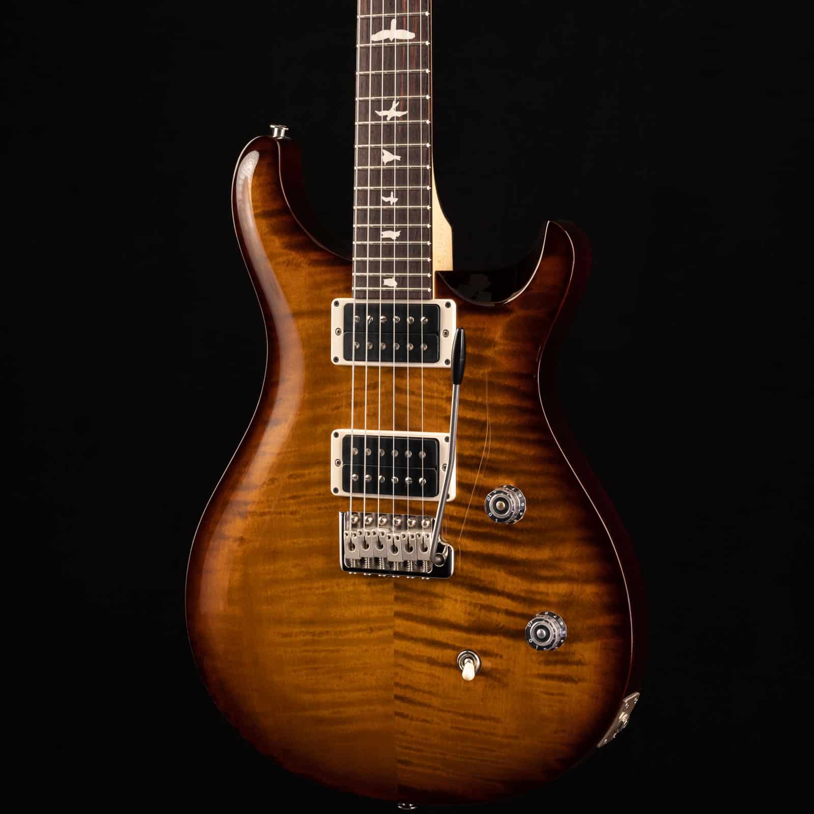 PRS-CE-24-BLACK-AMBER-0366619-angle-rihgt__20017