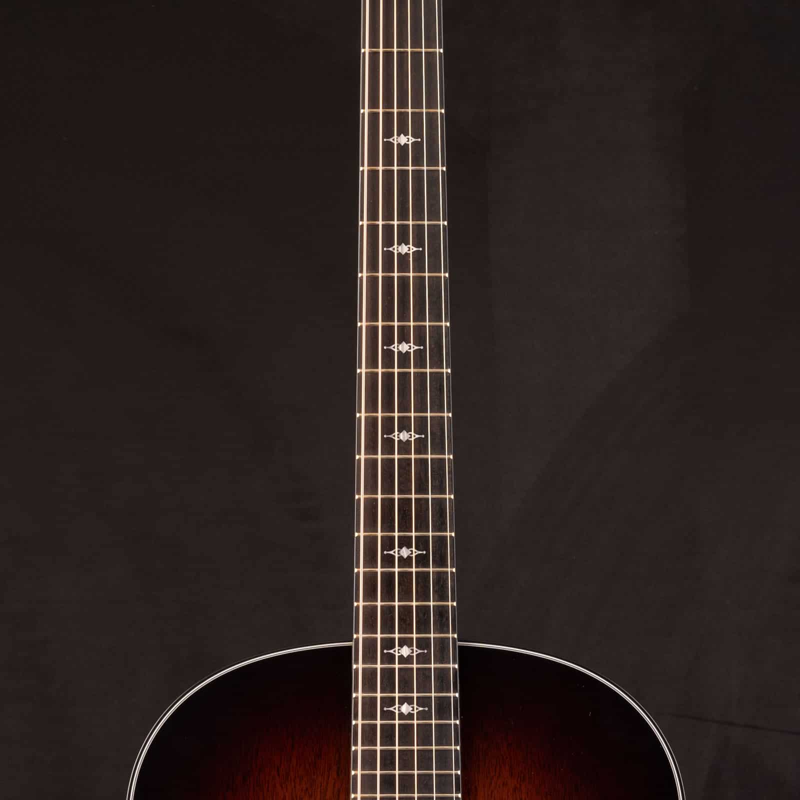 TAYLOR-327E-GRAND-PACIFIC-SEB-MAH-EBONY-SHADOW-EDGE-BURST-1206072020-neck__64556