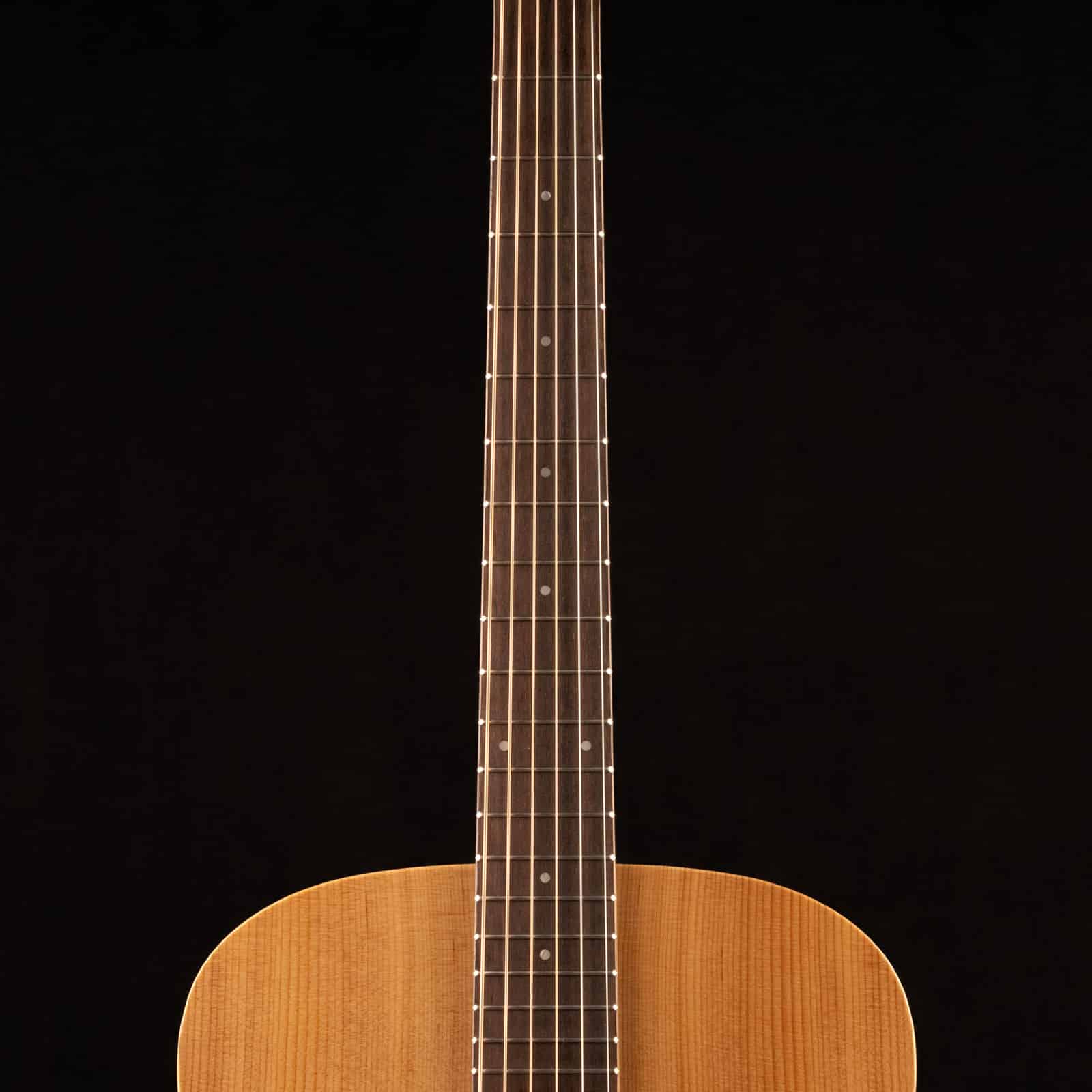 TAYLOR-ACADEMY-10-WALNUTSPRUCE-2208074219-neck__32429