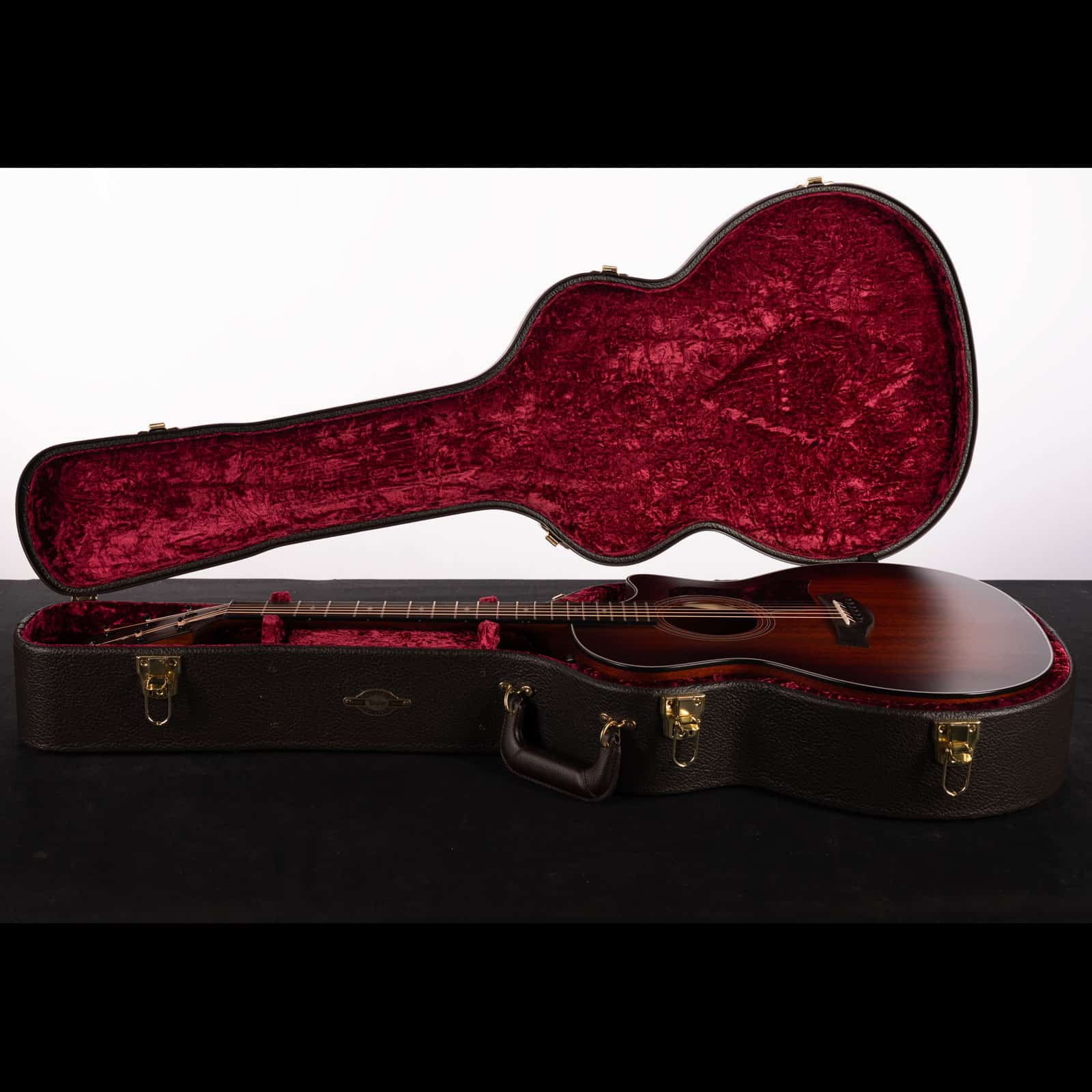 TAYLOR-324CE---1209063067---U--cae