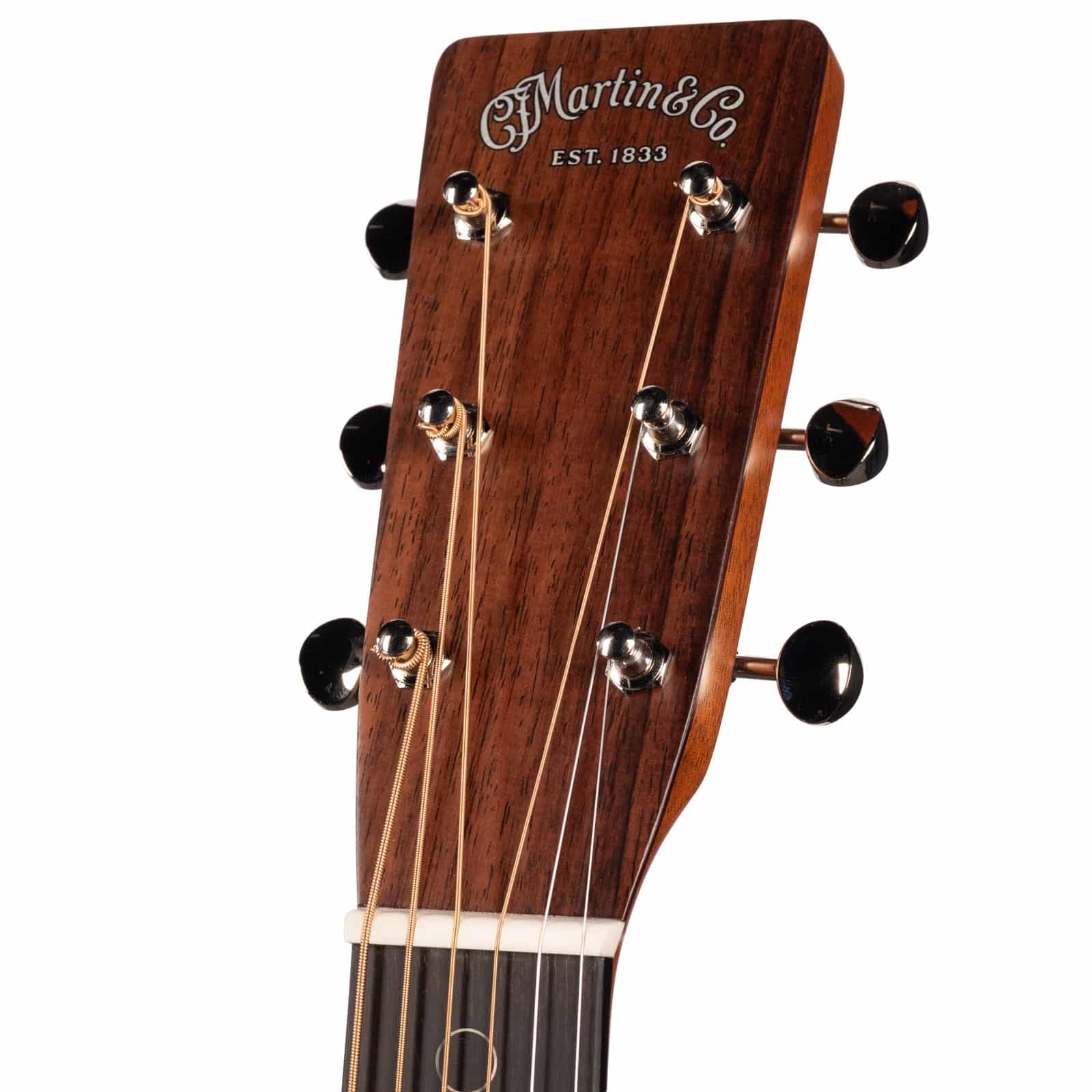 MARTIN-D-18-MOLLYTUTTLE-m3032310-front-head