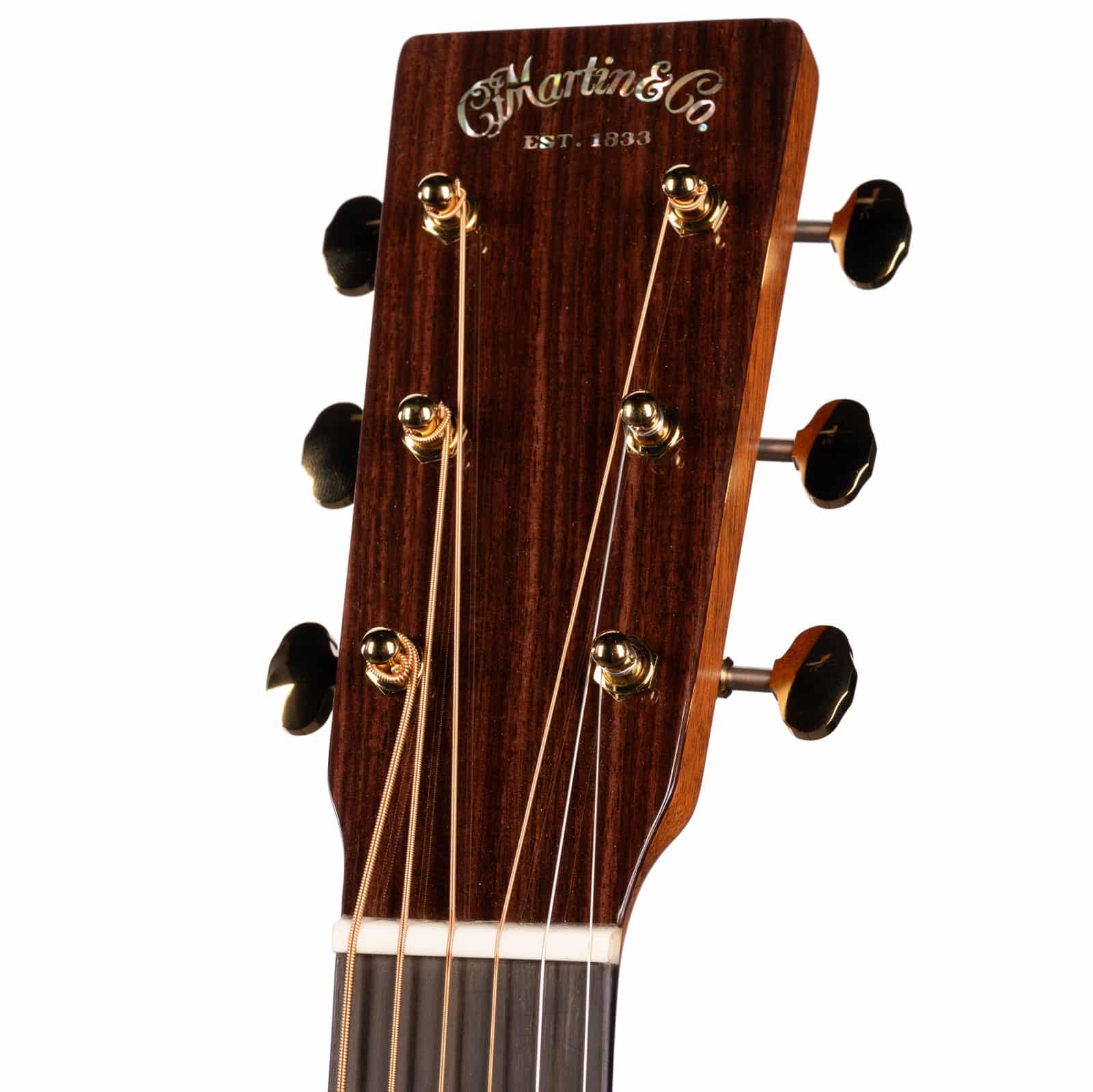 MARTIN-D18-MODERN-DELUXE-m3016011-front-head