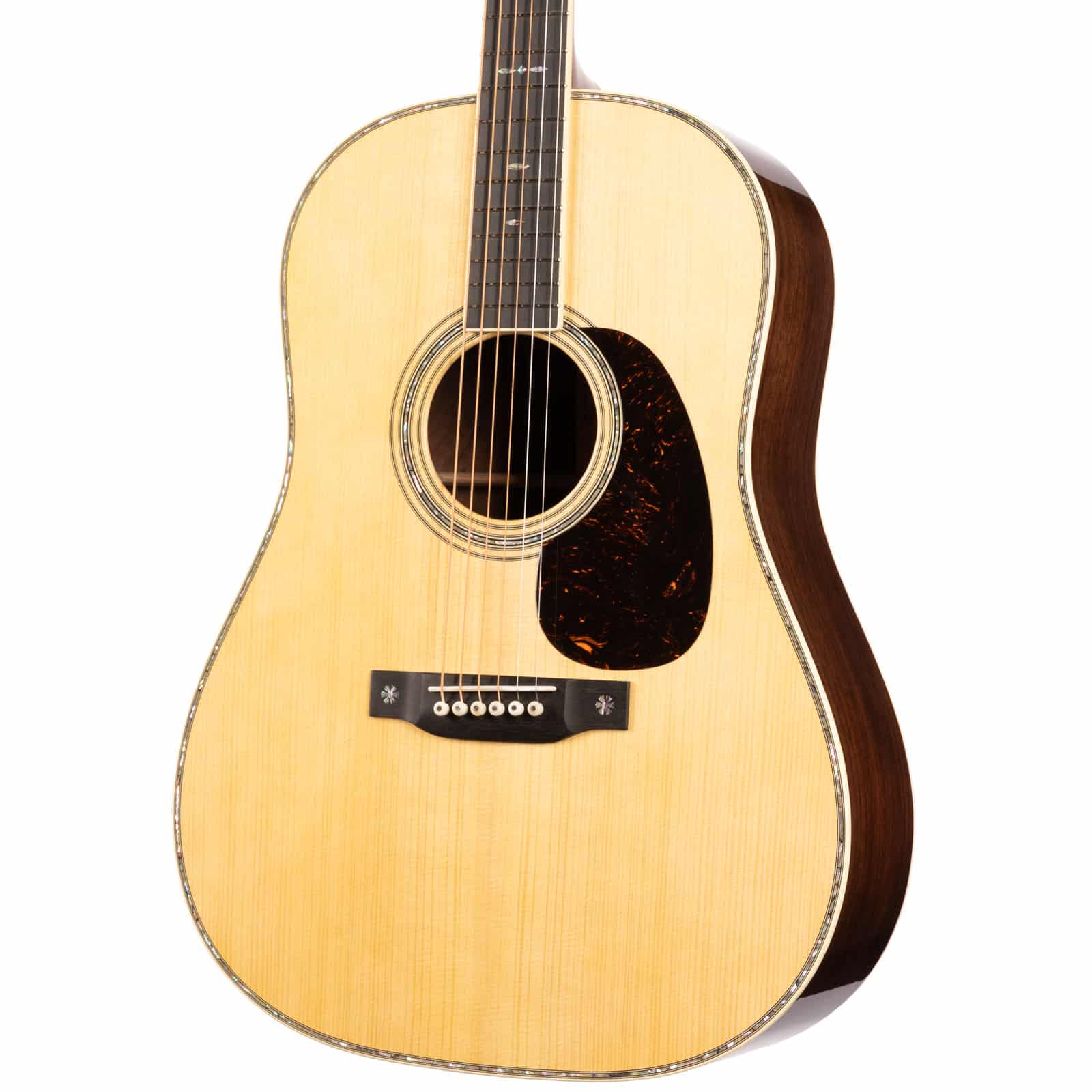 MARTIN-CS-D12-WILD-GRAIN-EIRWADIRONDACK-M3042111-angel-right