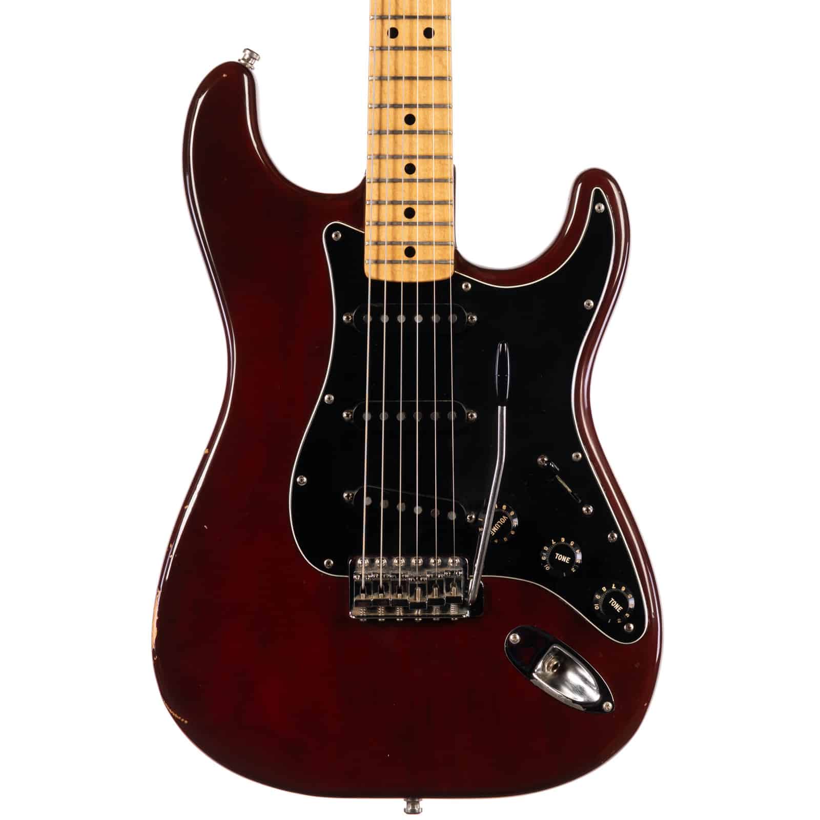 FEN-1978-STRAT-WALNUT-WOHSC---5910263---U-front-body