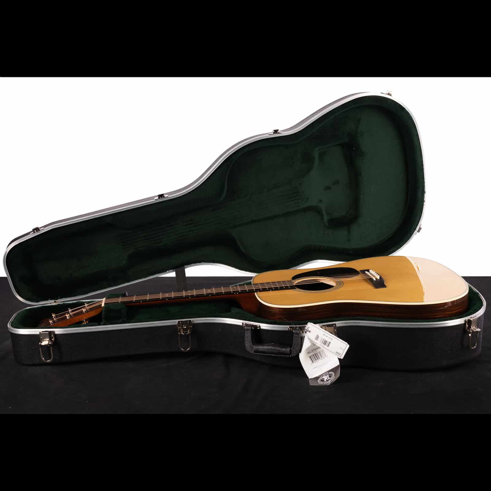 MARTIN-D28-WMH-3073756-case