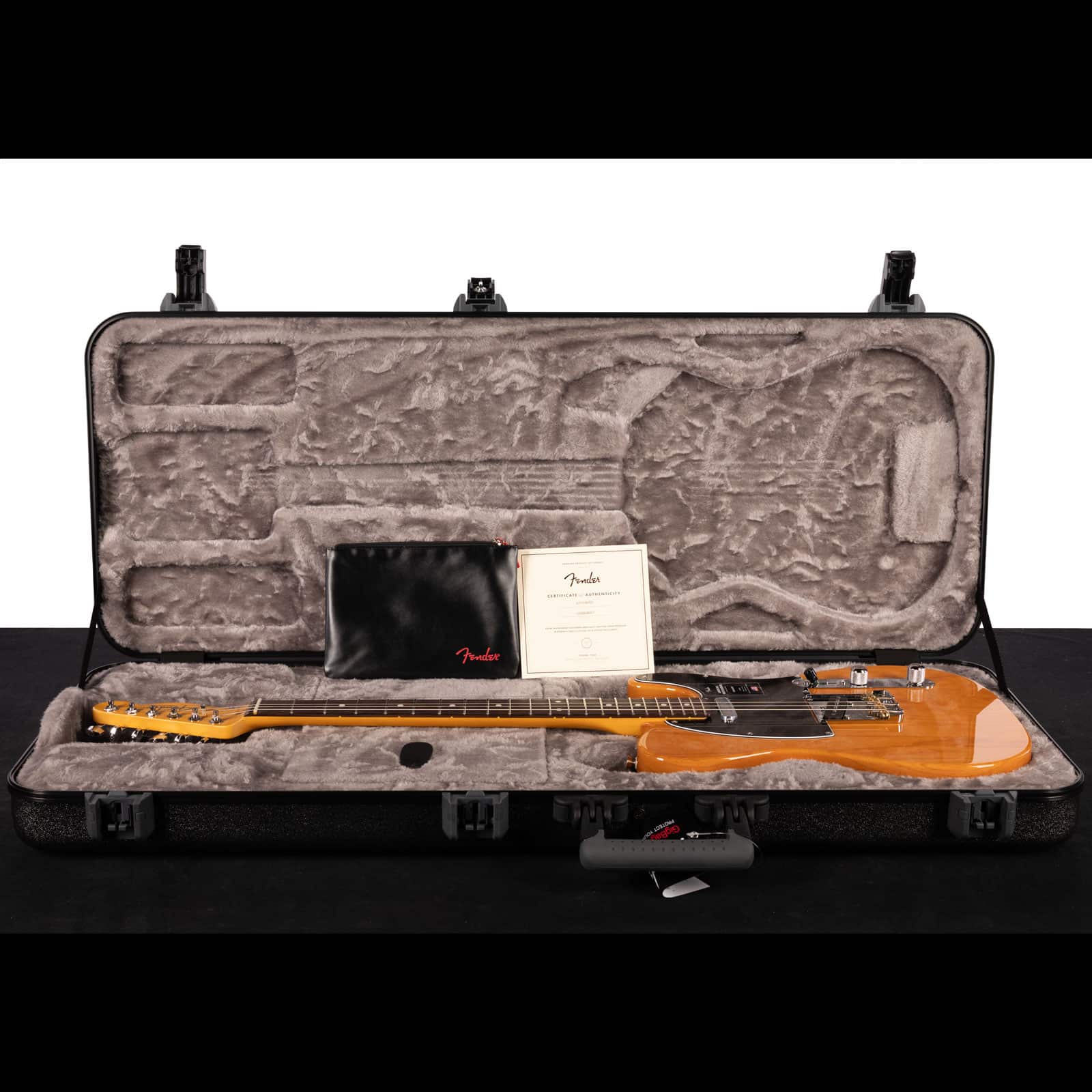 FEN-AM-PROF-TELE-RW-NAT-X-US26036317-case
