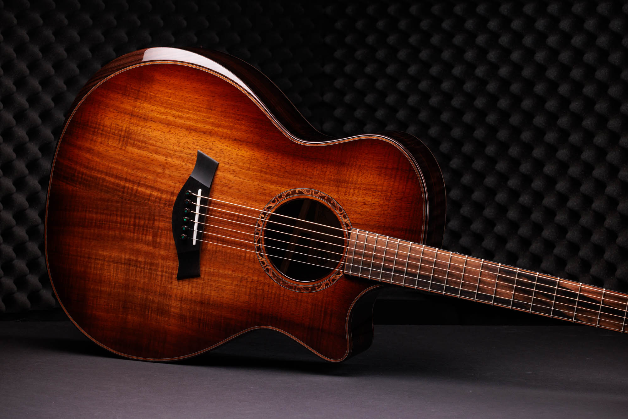 Taylor C24ce B6002 - Koa & Rosewood